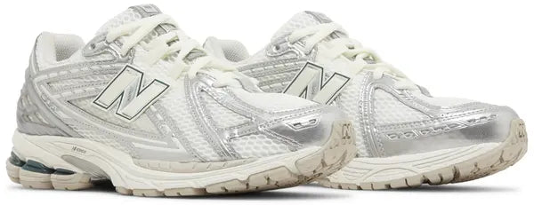 New Balance 1906R 'Silver Metallic Cream
