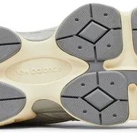 New Balance 9060 'Light Grey White'