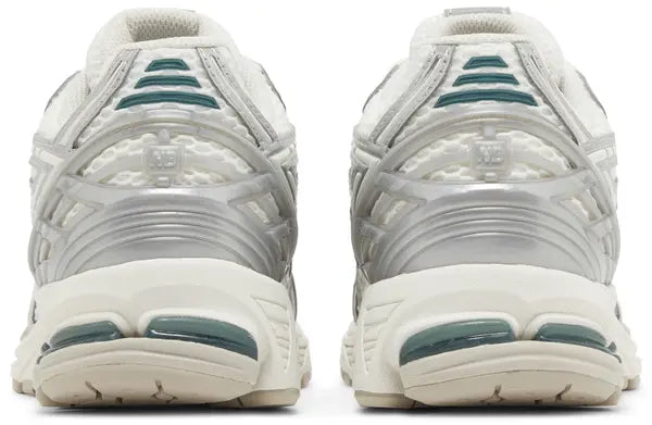 New Balance 1906R 'Silver Metallic Cream