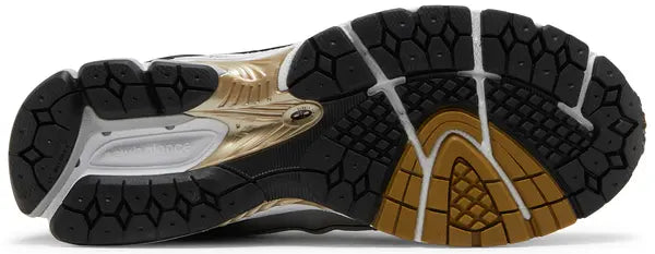 New Balance 1906R 'Metallic Silver Metallic Gold'